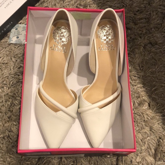 NWT Vince Camuto Adeilia white d’orsay heels - pointed toe - sz 8 - Picture 4 of 7
